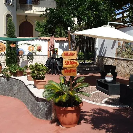 Tabor 1 Garden & Parking * Νάπολη