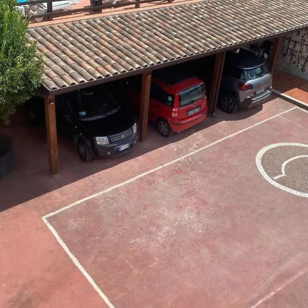 公寓 Tabor 1 Garden & Parking 那不勒斯