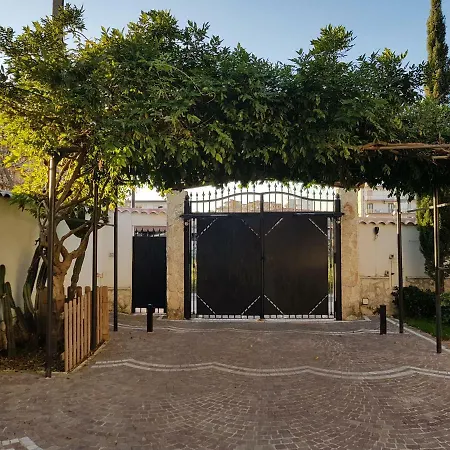 Tabor 1 Garden & Parking נאפולי